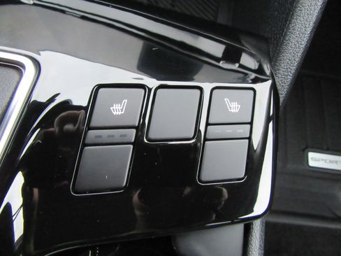 Used 2025 Kia Sportage EX image 38