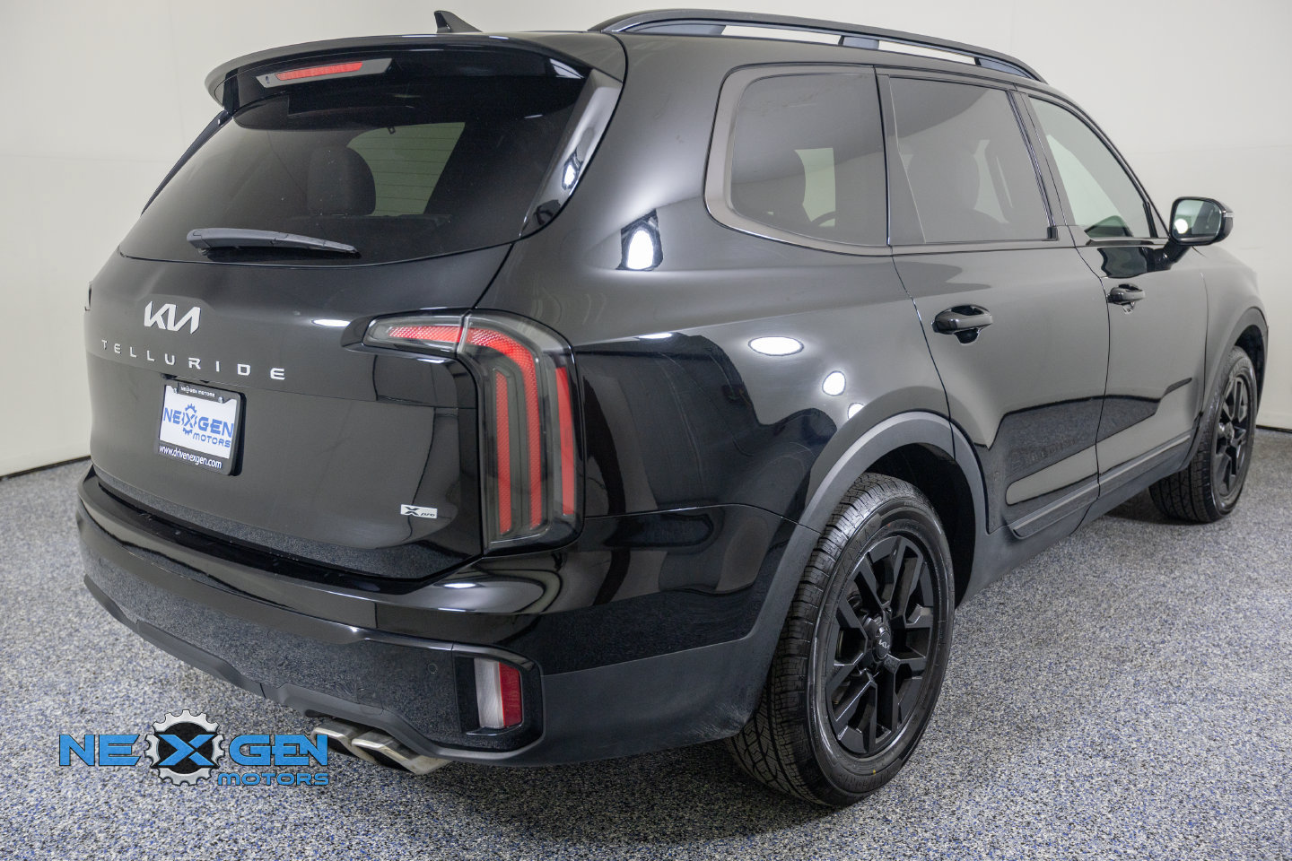Used 2024 Kia Telluride SX Prestige X-Pro AWD/4WD image 8
