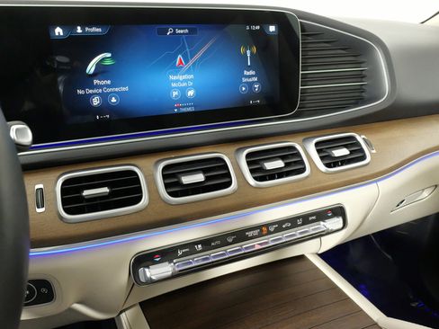 Used 2021 Mercedes-Benz GLE 350 GLE 350 4MATIC image 49