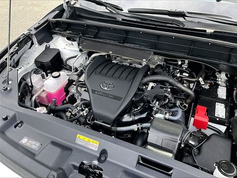 Certified 2026 Toyota Highlander XLE AWD/4WD image 36