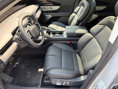 New 2026 Lincoln Nautilus Reserve AWD/4WD image 10