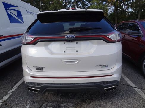 Certified 2018 Ford Edge Sport w/ Equipment Group 401A image 4