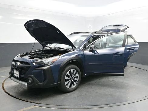 Used 2023 Subaru Outback Limited image 38