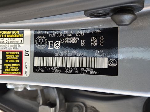 Used 2023 Lexus ES 250 w/ Premium Package image 27