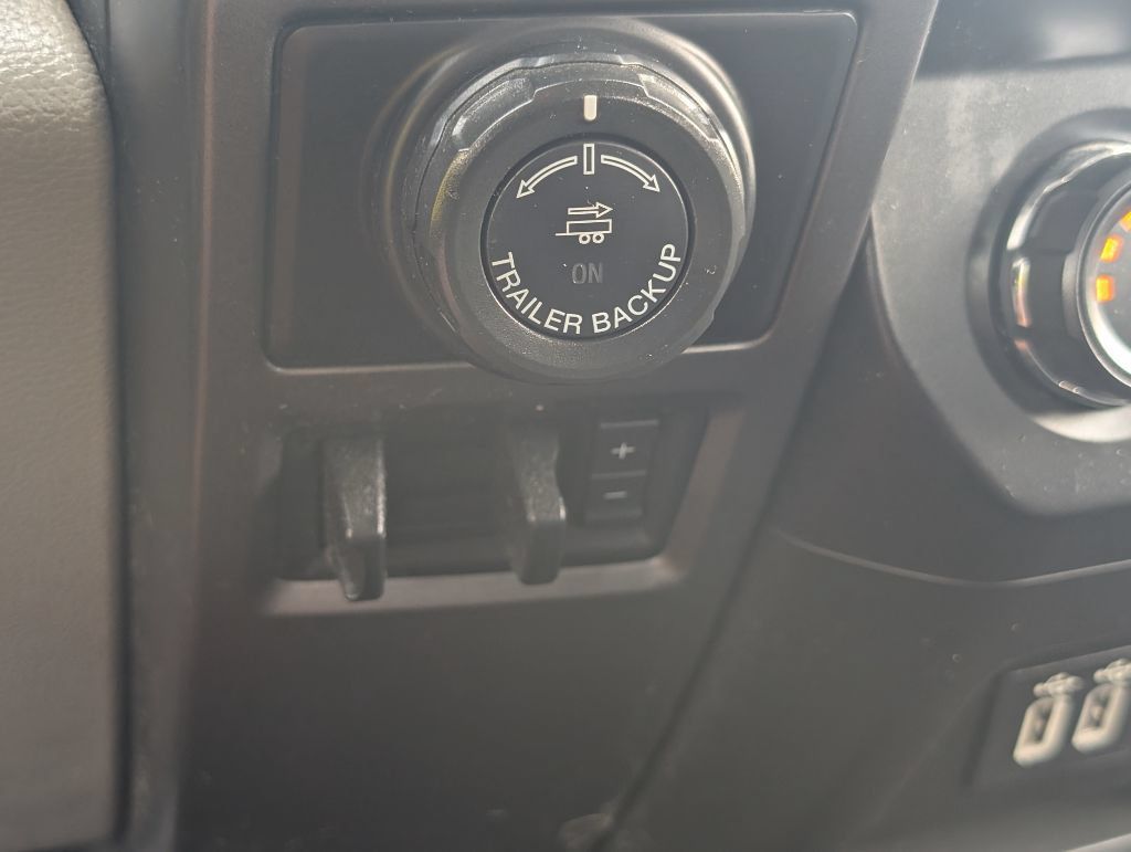 Used 2019 Ford F150 XLT w/ Equipment Group 301A Mid AWD/4WD image 17