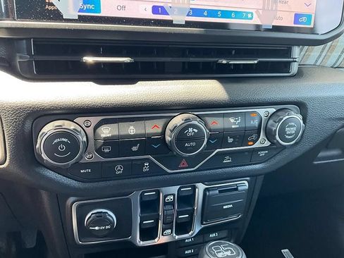 New 2026 Jeep Wrangler Unlimited Sport AWD/4WD image 20