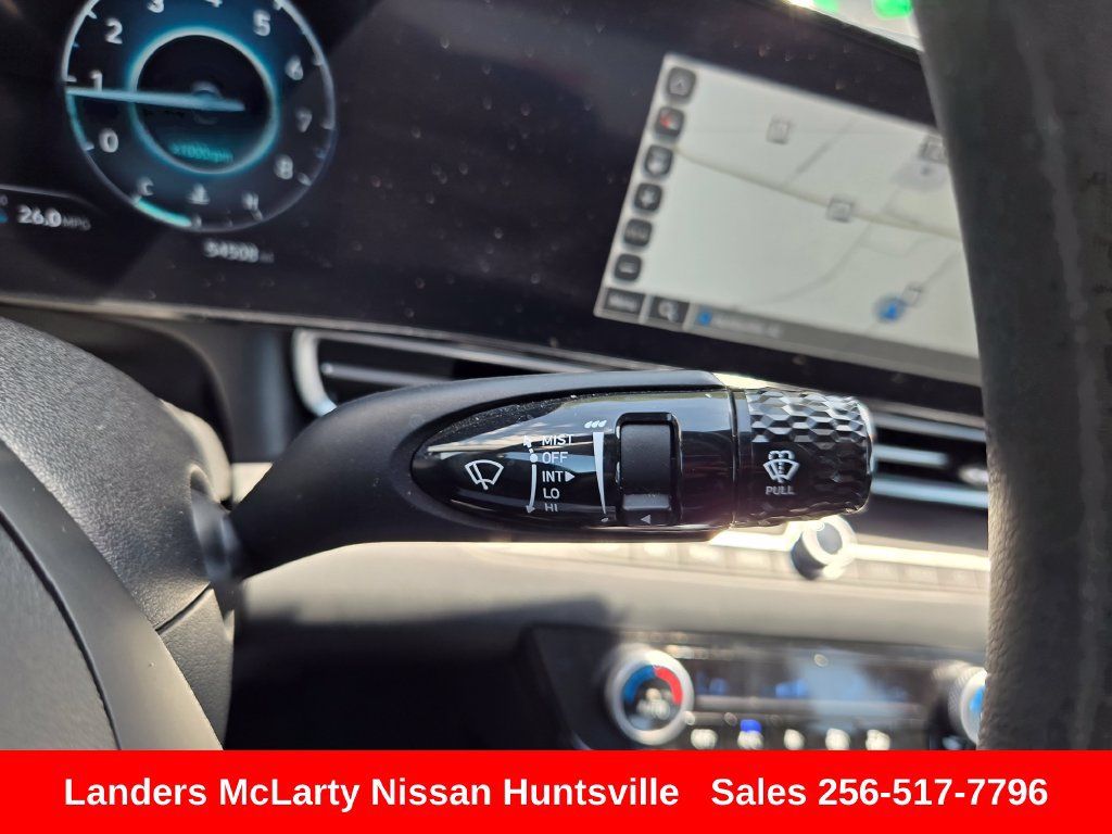 Used 2024 Hyundai Elantra SEL FWD image 24
