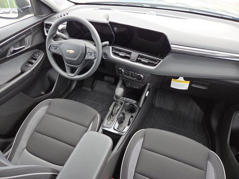 New 2026 Chevrolet TrailBlazer LS AWD/4WD image 23