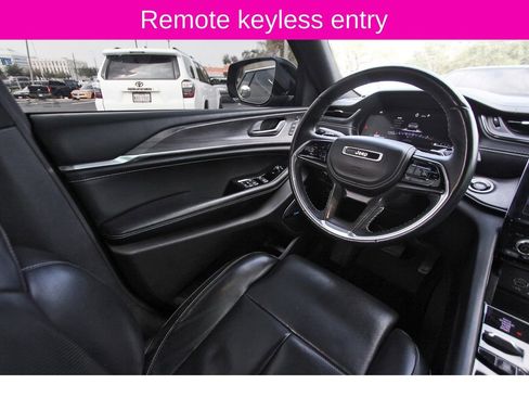 Used 2021 Jeep Grand Cherokee L Overland w/ Luxury Tech Group IV image 9