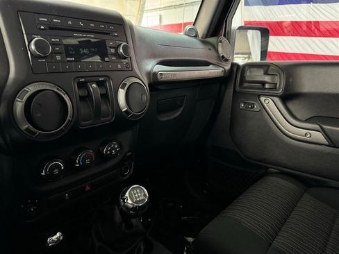 Used 2012 Jeep Wrangler Sport AWD/4WD image 14