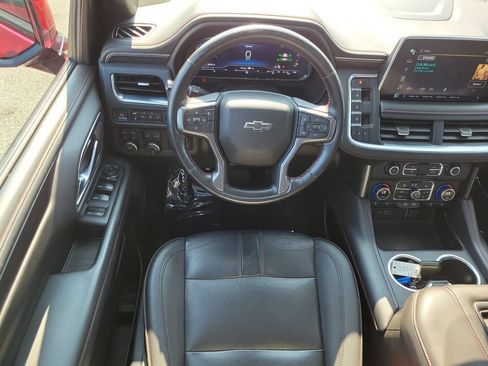 Used 2022 Chevrolet Suburban RST w/ Max Trailering Package AWD/4WD image 14