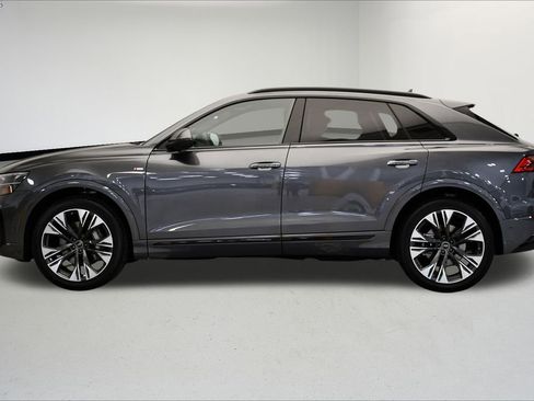 New 2026 Audi Q8 Premium Plus image 2