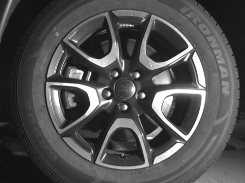 Used 2025 Jeep Compass Trailhawk AWD/4WD image 12