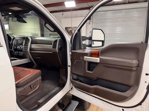 Used 2019 Ford F350 King Ranch w/ King Ranch Ultimate Package image 19