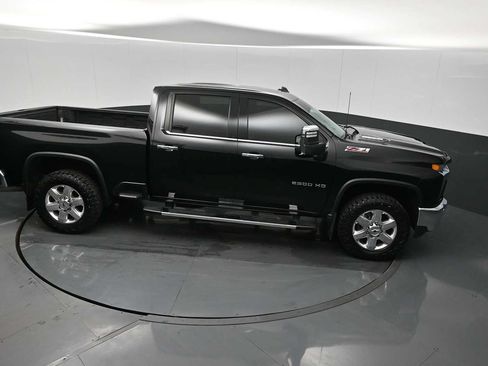 Used 2020 Chevrolet Silverado 2500 LTZ w/ LTZ Plus Package AWD/4WD image 10