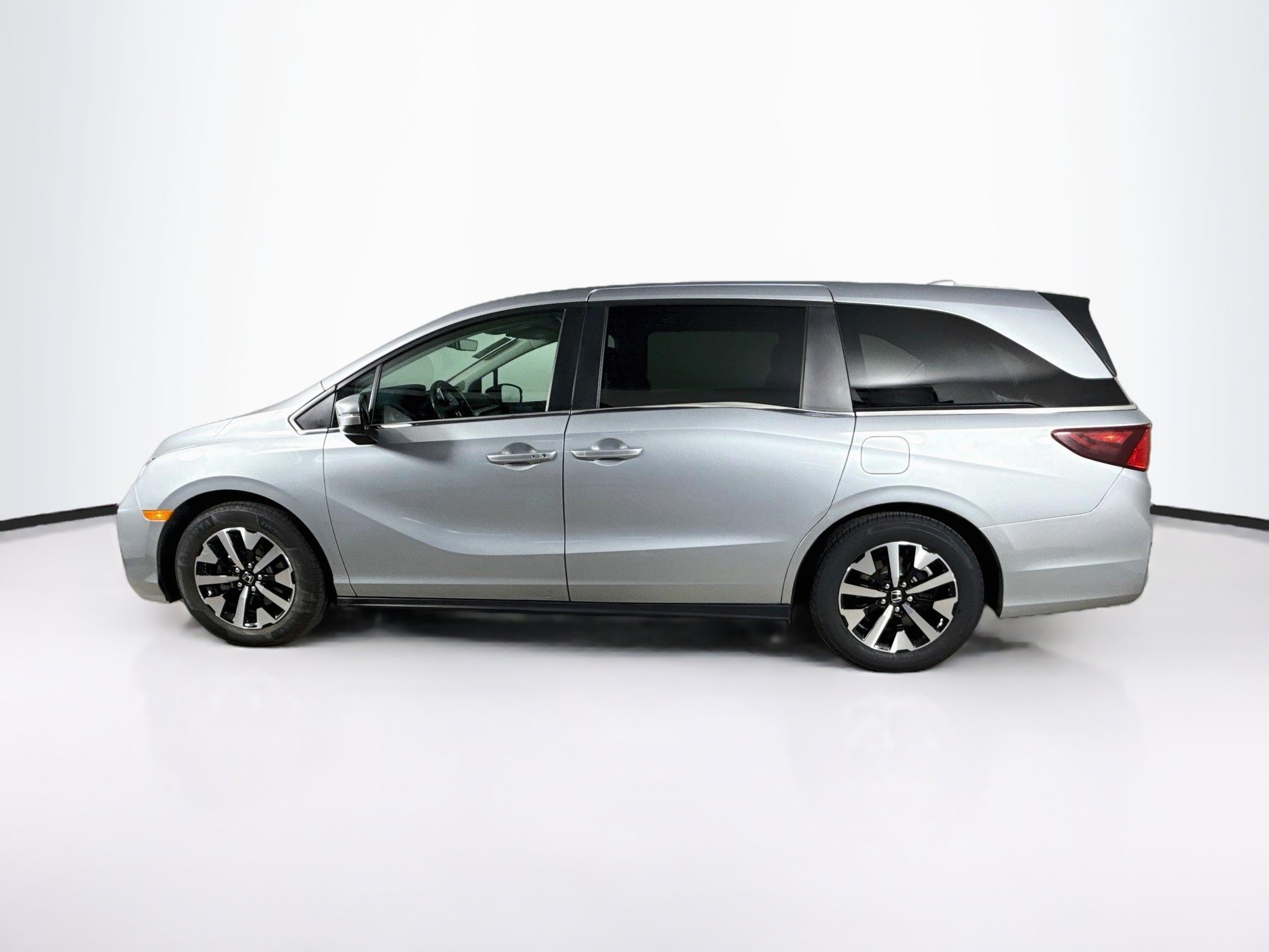 Certified 2025 Honda Odyssey EX-L image 7