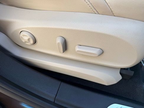 Used 2019 Buick Envision Premium image 44