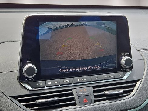 Used 2019 Nissan Altima 2.5 SV FWD image 27