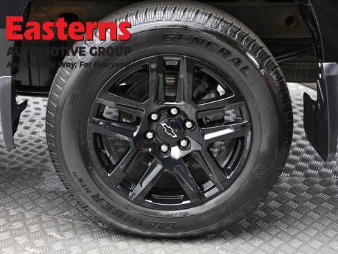 Used 2024 Chevrolet Silverado 1500 Custom AWD/4WD image 8