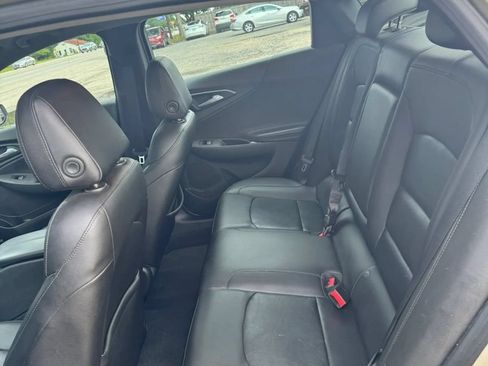 Used 2016 Chevrolet Malibu LT w/ Leather Package FWD image 13