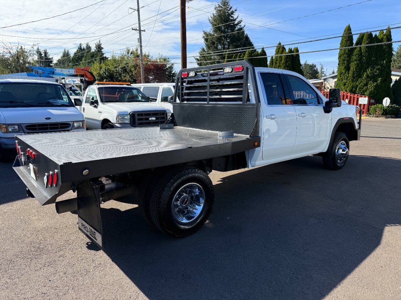 Used 2021 GMC Sierra 3500 SLE w/ SLE Convenience Package AWD/4WD image 8