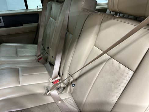 Used 2013 Ford Expedition EL XLT image 23
