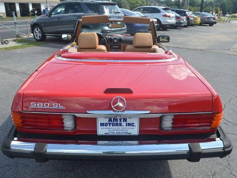 Used 1989 Mercedes-Benz 560 SL image 4