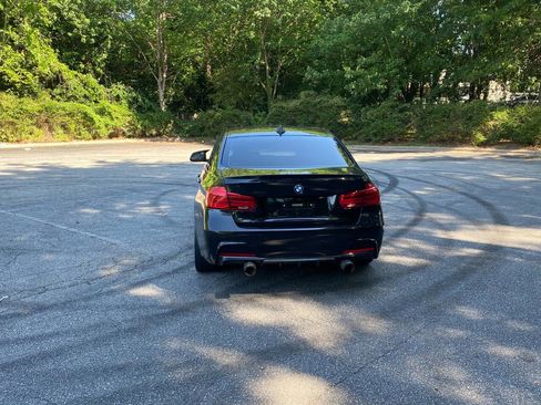 Used 2017 BMW 340i xDrive Sedan AWD/4WD image 6