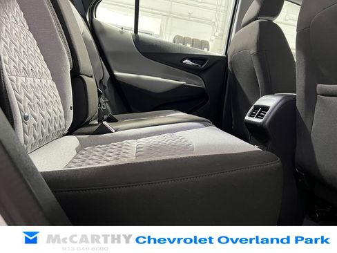 Used 2024 Chevrolet Equinox LS image 27