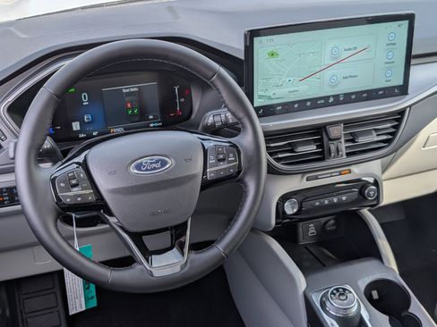 New 2026 Ford Escape PHEV image 11