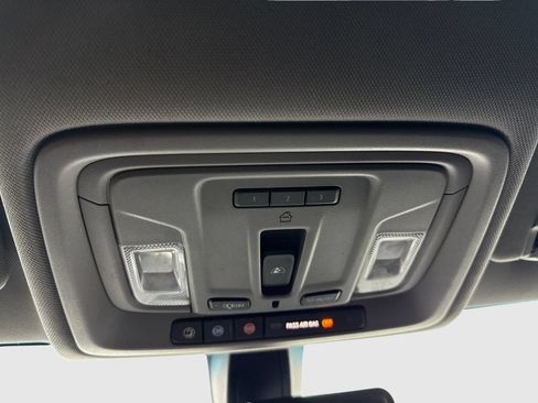 Used 2019 GMC Sierra 1500 SLT AWD/4WD image 36