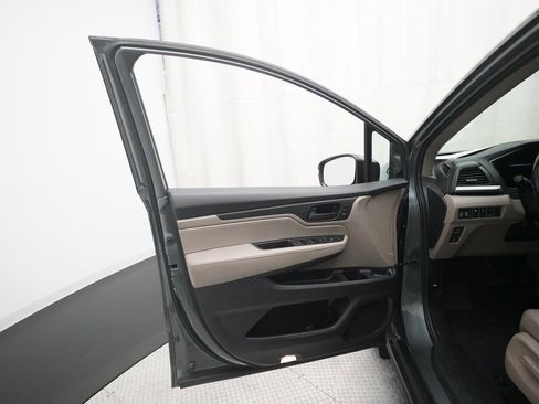 Used 2018 Honda Odyssey EX-L image 29