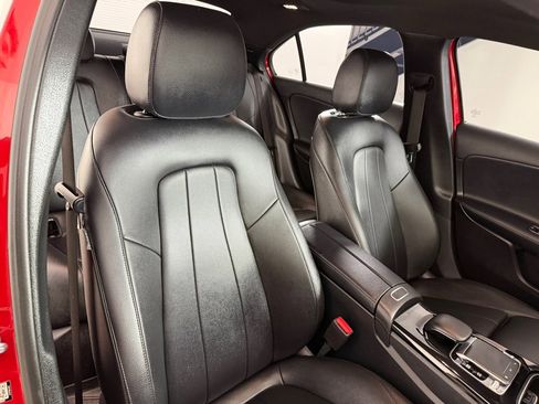 Used 2019 Mercedes-Benz A 220 4MATIC image 25