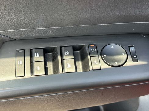 Used 2024 Hyundai Kona SEL FWD image 21