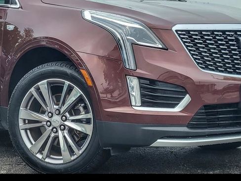 Certified 2023 Cadillac XT5 Premium Luxury AWD/4WD image 4