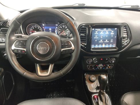 Used 2018 Jeep Compass Limited w/ Navigation Group AWD/4WD image 22