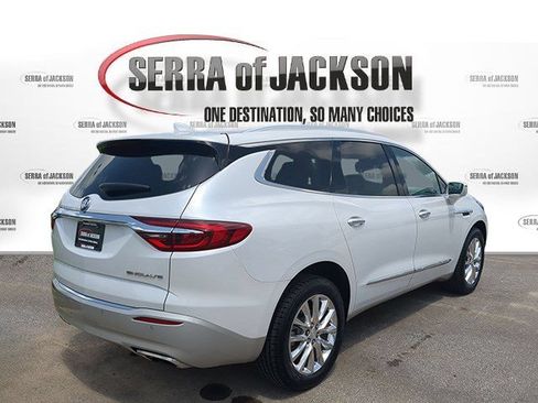 Used 2019 Buick Enclave Premium FWD image 8