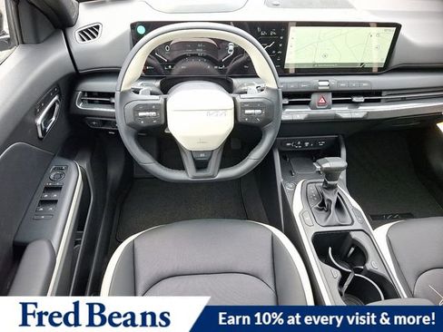 New 2025 Kia K4 GT-Line w/ GT-Line Premium Package image 7