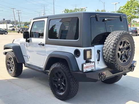 Used 2014 Jeep Wrangler Sport AWD/4WD image 6