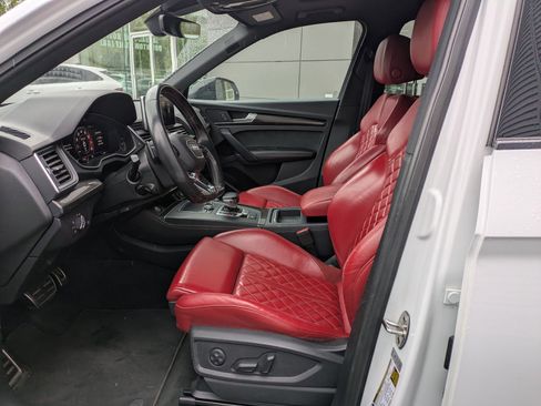 Used 2018 Audi SQ5 Premium Plus AWD/4WD image 15