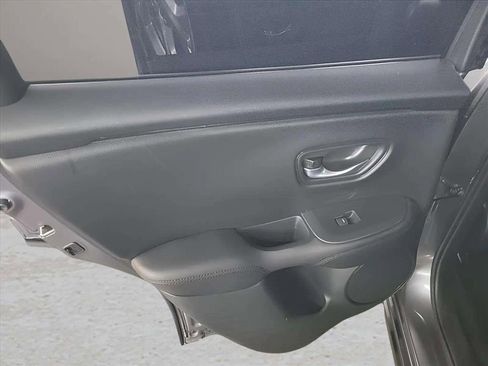 Used 2025 Honda HR-V LX image 18