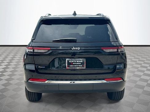 Used 2024 Jeep Grand Cherokee Limited 4xe AWD/4WD image 6
