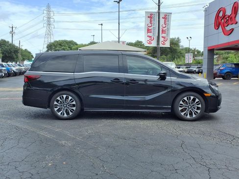Used 2026 Honda Odyssey Elite image 5
