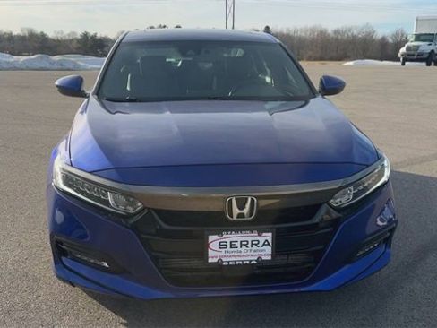 Used 2019 Honda Accord Sport image 3