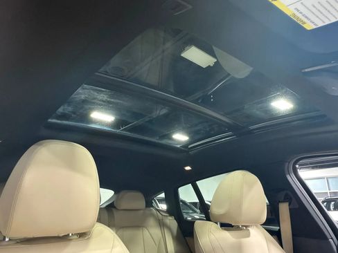 Used 2019 BMW X4 xDrive30i w/ Convenience Package AWD/4WD image 4