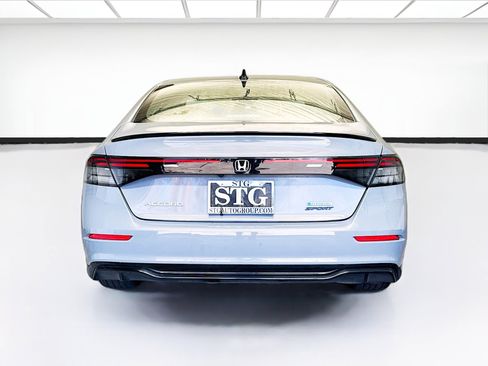 Used 2025 Honda Accord Sport image 5