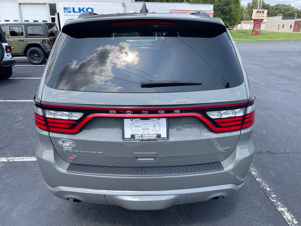 Used 2024 Dodge Durango GT AWD/4WD image 6