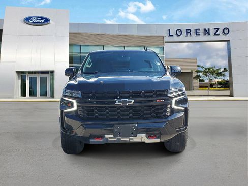 Used 2023 Chevrolet Tahoe Z71 w/ Luxury Package AWD/4WD image 2