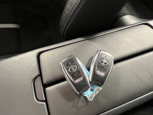 Used 2023 Toyota GR86 Premium image 23