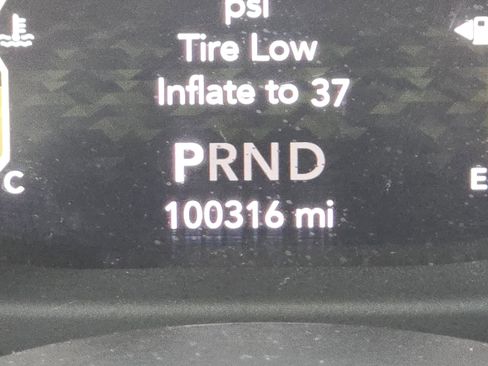 Used 2018 Jeep Wrangler Unlimited Rubicon image 33